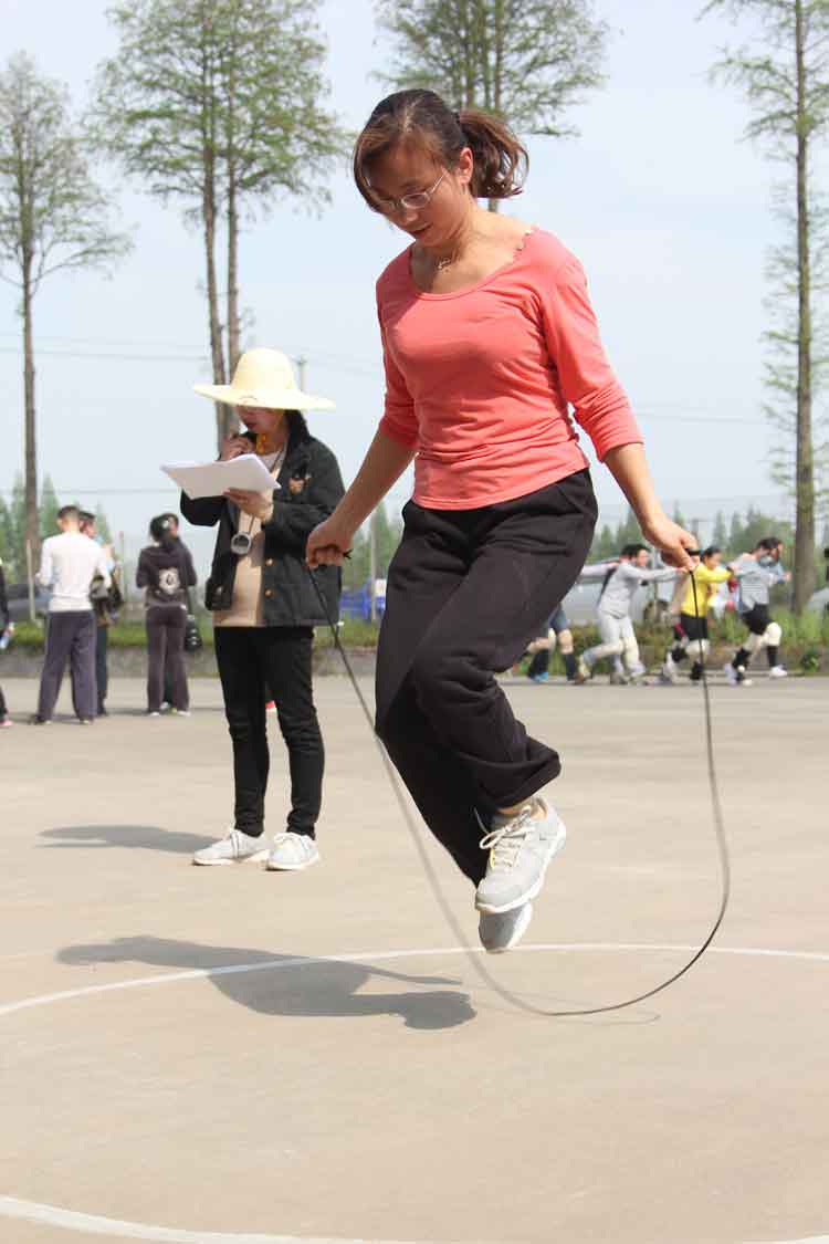 kaiyun·开云(中国)官方网站员工积极参加院趣味运动会